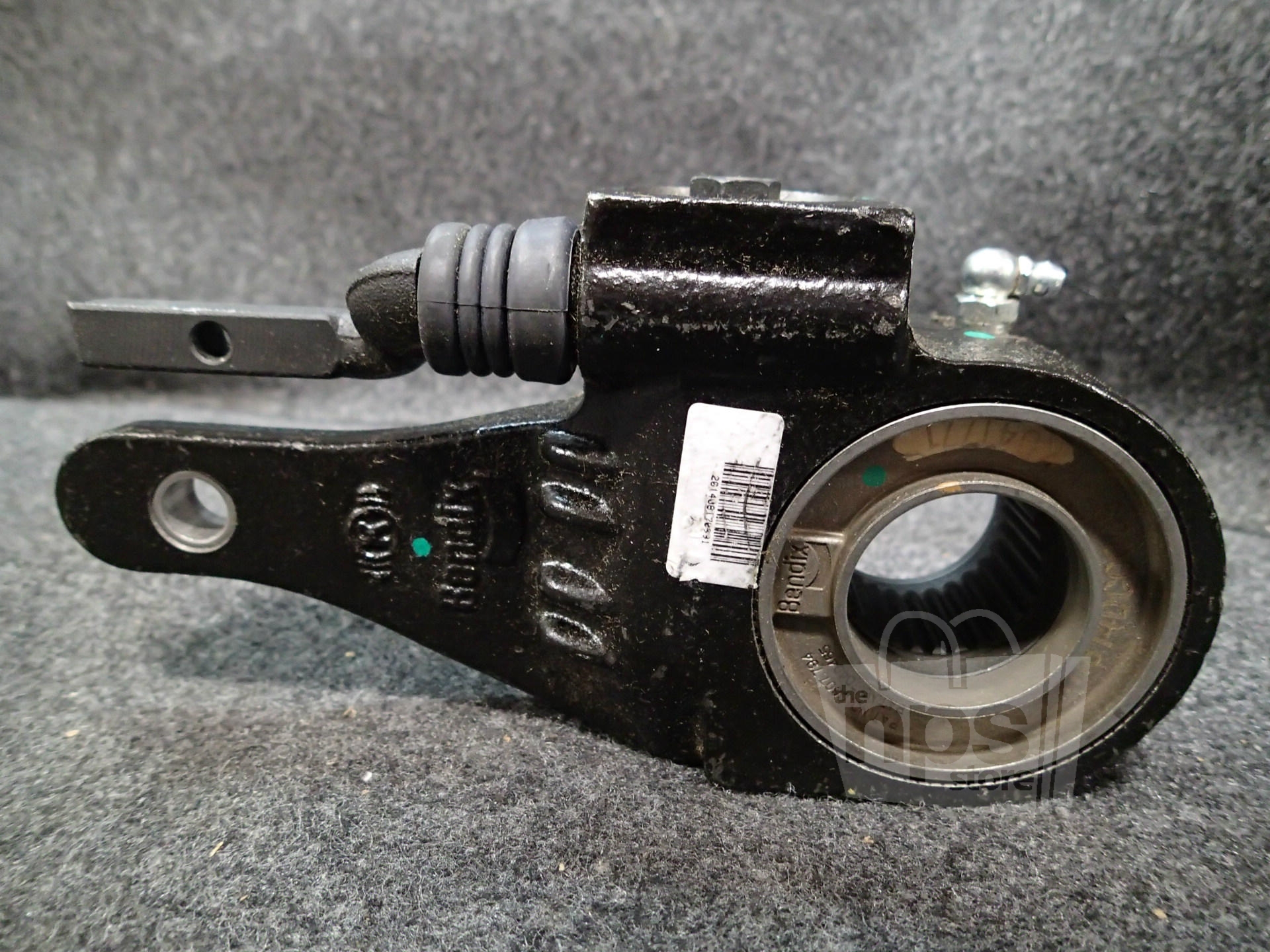 Bendix K028613 Automatic Brake Slack Adjuster, 1.5"28 Spline Bore, 5.5