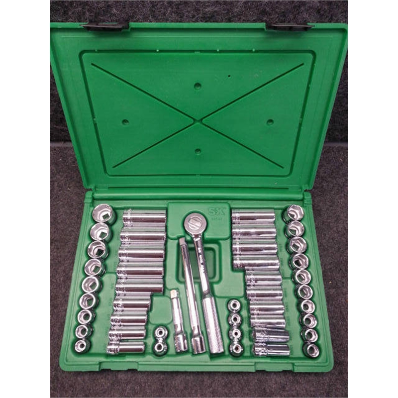 SK Hand Tools 47Pc 3/8 In Drive 6 Pt Socket & Ratchet Set SAE & Metric